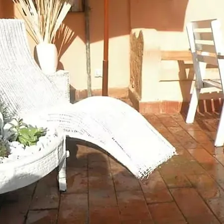 Natural Pantheon Terrace روما